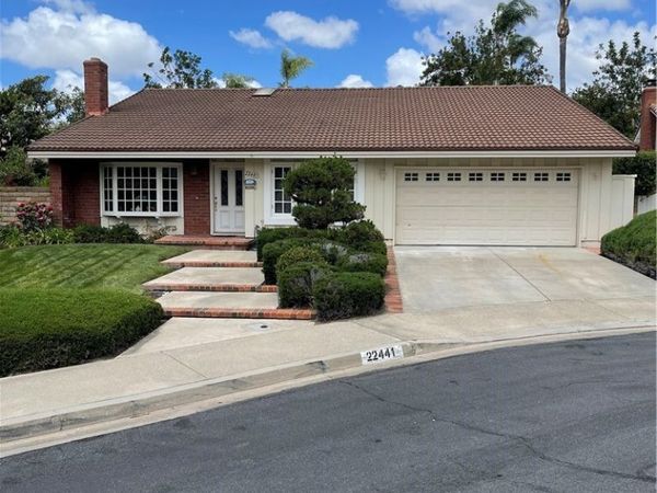22441 Atomo, Mission Viejo, CA 92691