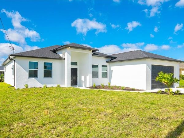 522 NW 1st LN , CAPE CORAL, FL 33993