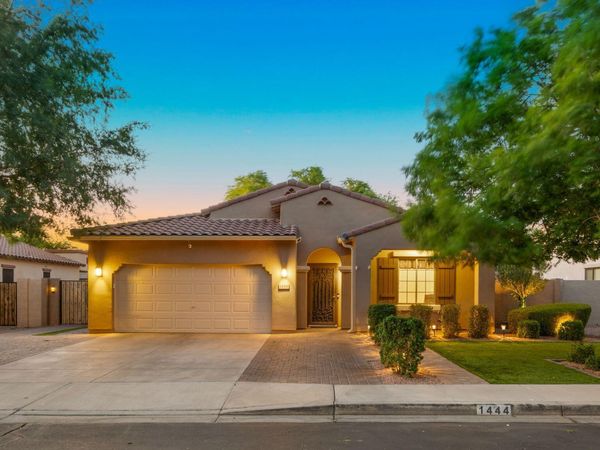 1444 E AZALEA Drive, Gilbert, AZ 85298