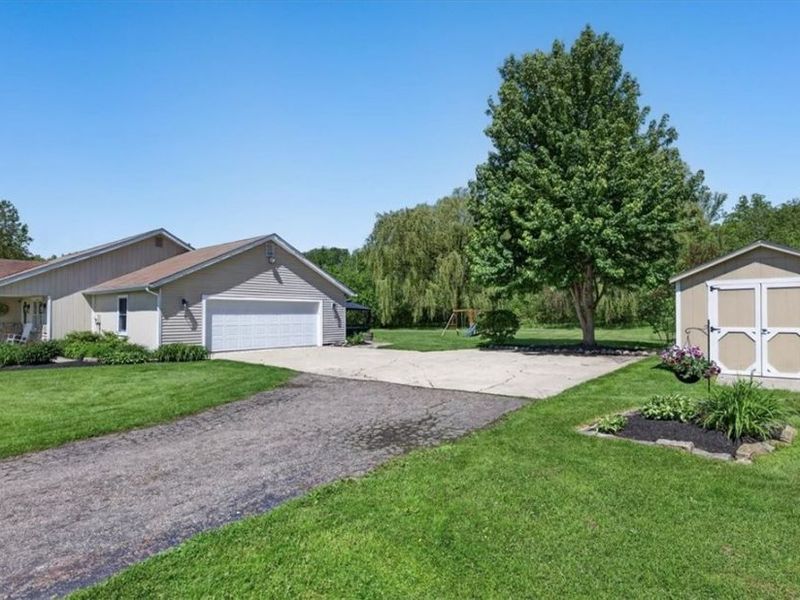 10650 Holi Dale Drive, Chardon, OH 44024 Photo 38