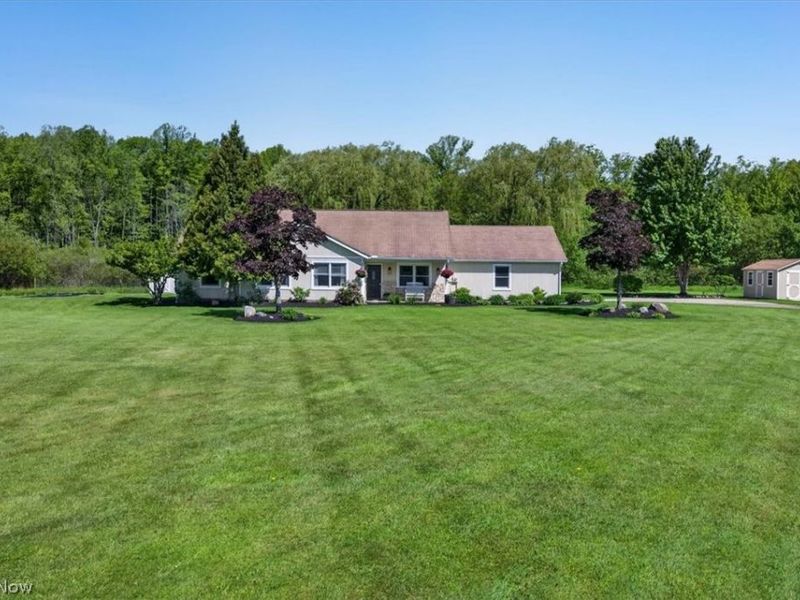 10650 Holi Dale Drive, Chardon, OH 44024 Photo 45