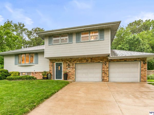 15464 Nall Road, Council Bluffs, IA 51503