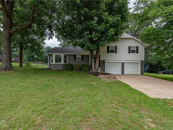 3320 N Wagner Road , Fayetteville, AR 72704