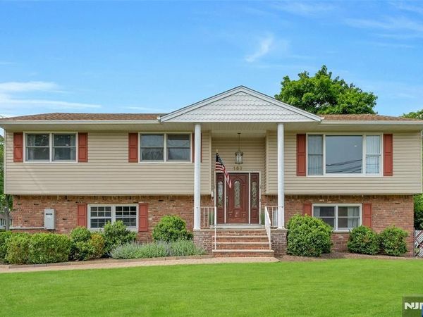 157 Harriot Avenue, HARRINGTON PARK, NJ 07640