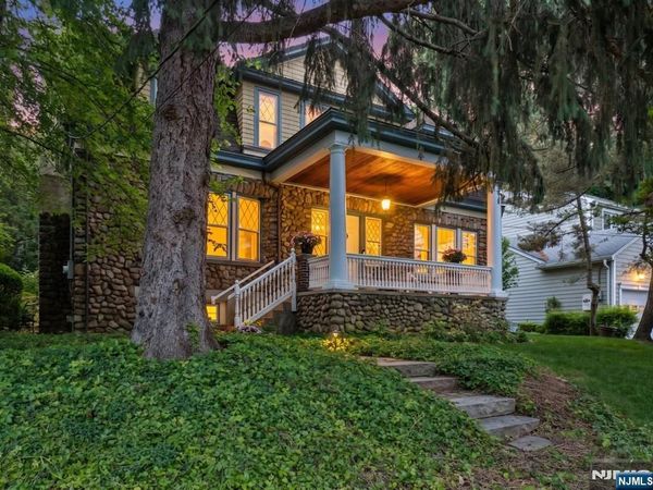 164 S Highwood Avenue, GLEN ROCK, NJ 07452