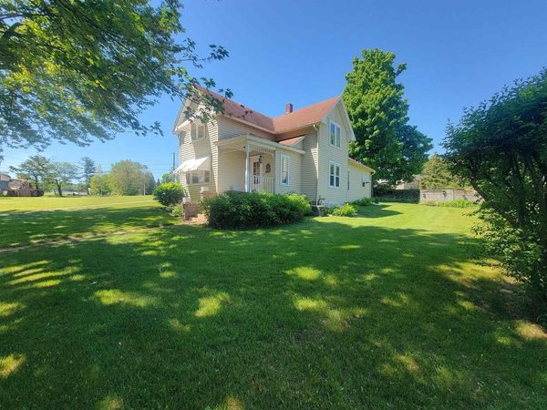 108 PEARL STREET, Bear Creek, WI 54922