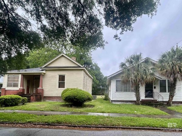 300 Stocking Street, Mobile, AL 36604