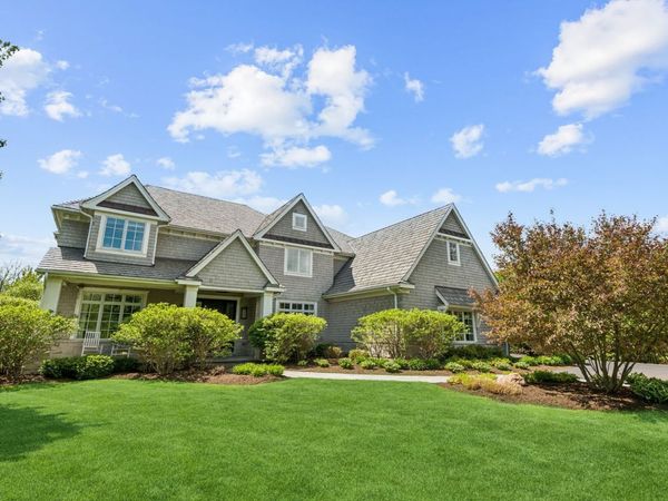 28 Aberdeen Court , Bannockburn, IL 60015