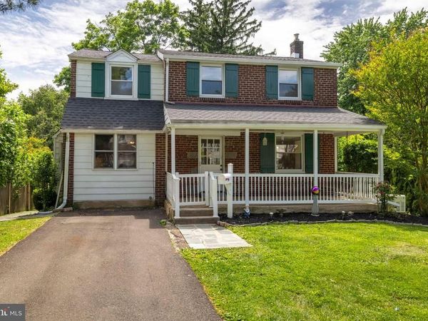 2008 PARKVIEW AVENUE, ABINGTON, PA 19001