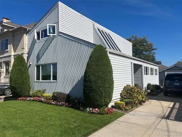 312 Beach 149th Street , Neponsit, NY 11694
