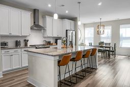 4495 Mixson Avenue photo 4