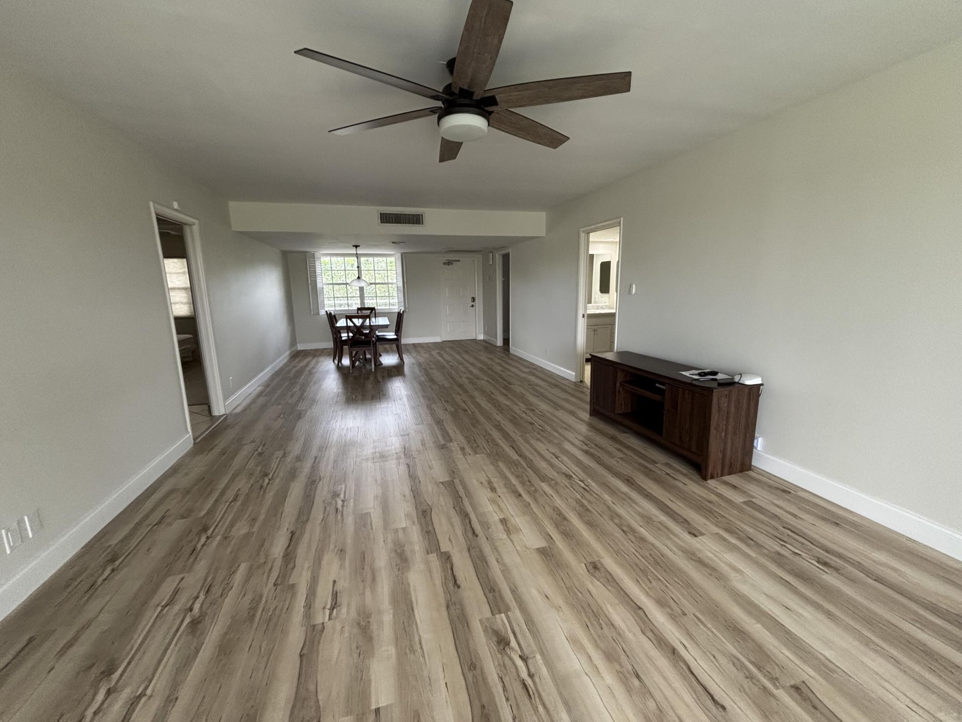 555 Oaks Lane, Unit 309, Pompano Beach, FL 33069 Photo
