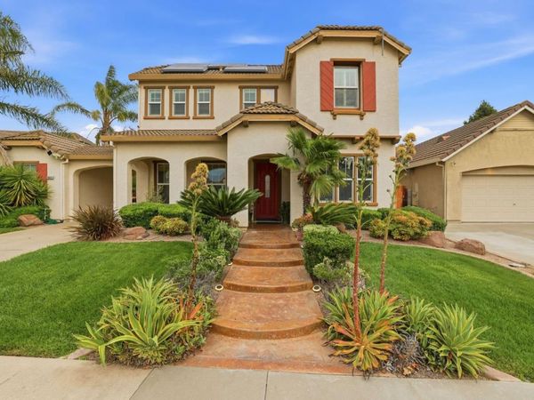 10413 Danichris Way, Elk Grove, CA 95757