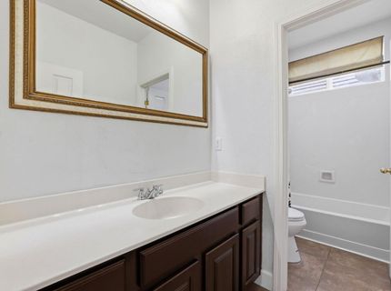 10413 Danichris Way, Elk Grove, CA 95757 Photo
