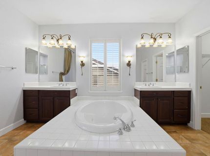 10413 Danichris Way, Elk Grove, CA 95757 Photo