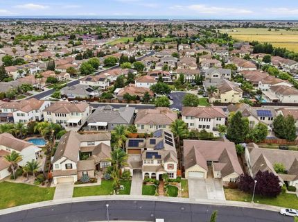 10413 Danichris Way, Elk Grove, CA 95757 Photo