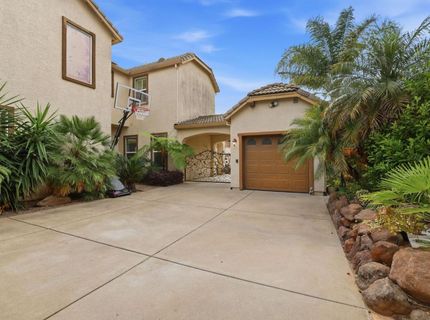 10413 Danichris Way, Elk Grove, CA 95757 Photo