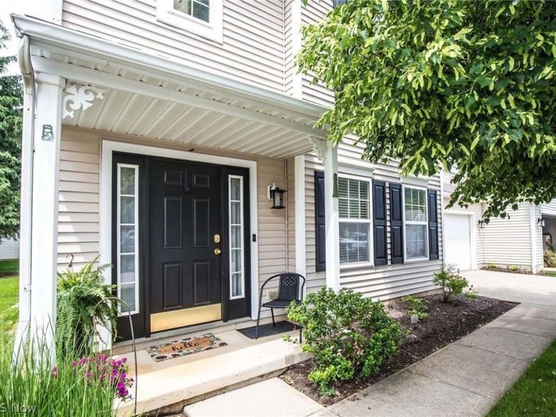 2611 Canvasback Circle, Akron, OH 44319 Photo 2