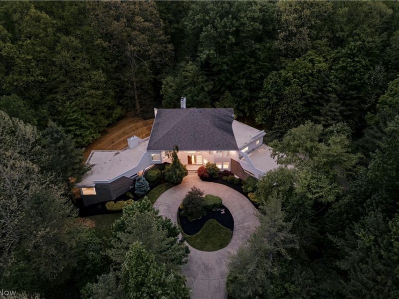 25 River Mountain Drive, Moreland Hills, OH 44022 Photo 5