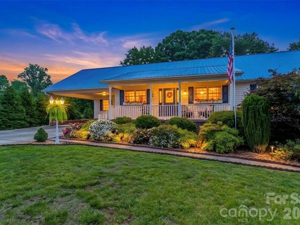 183 Greenlea Circle , Taylorsville, NC 28681