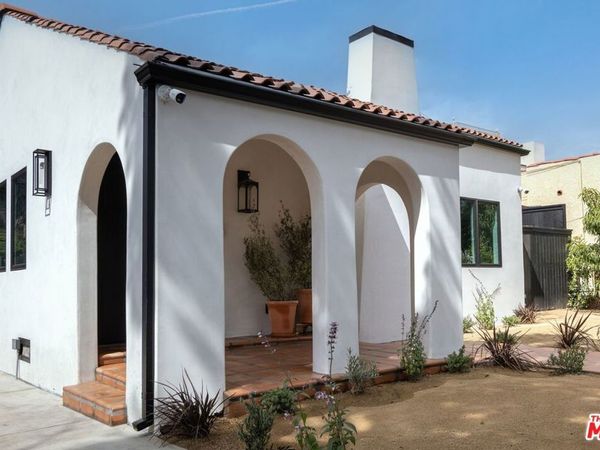 2101 Yosemite Drive, Los Angeles, CA 90041