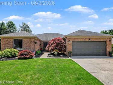 14972 River View Court, Sterling Heights, MI 48313