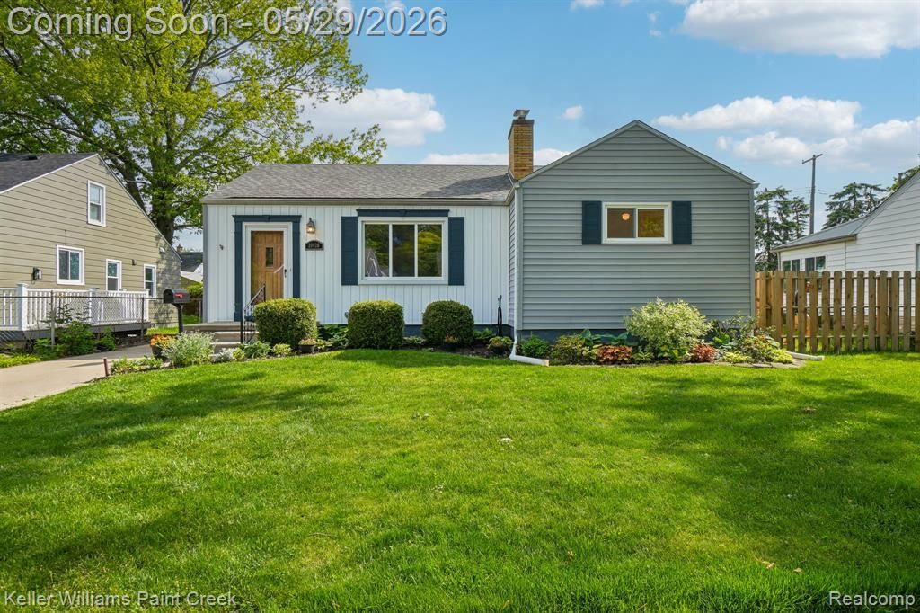 20620 Alger Street, Saint Clair Shores, MI 48080 Main Photo