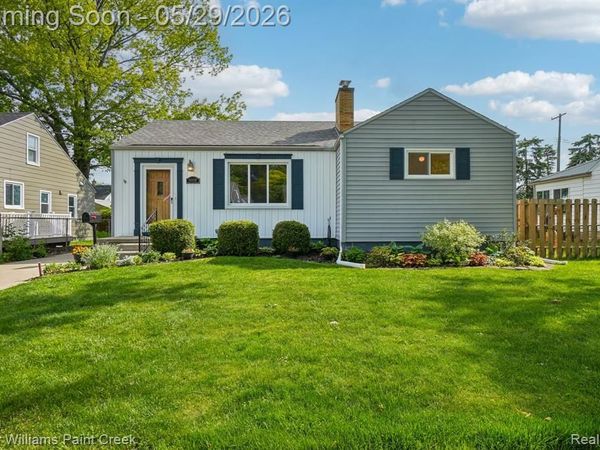 20620 Alger Street, St. Clair Shores, MI 48080