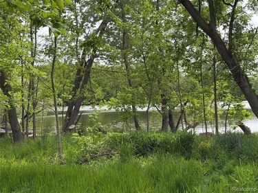 9200 Perry Road , Atlas Twp, MI 48411