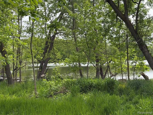9200 Perry Road , Atlas Twp, MI 48411