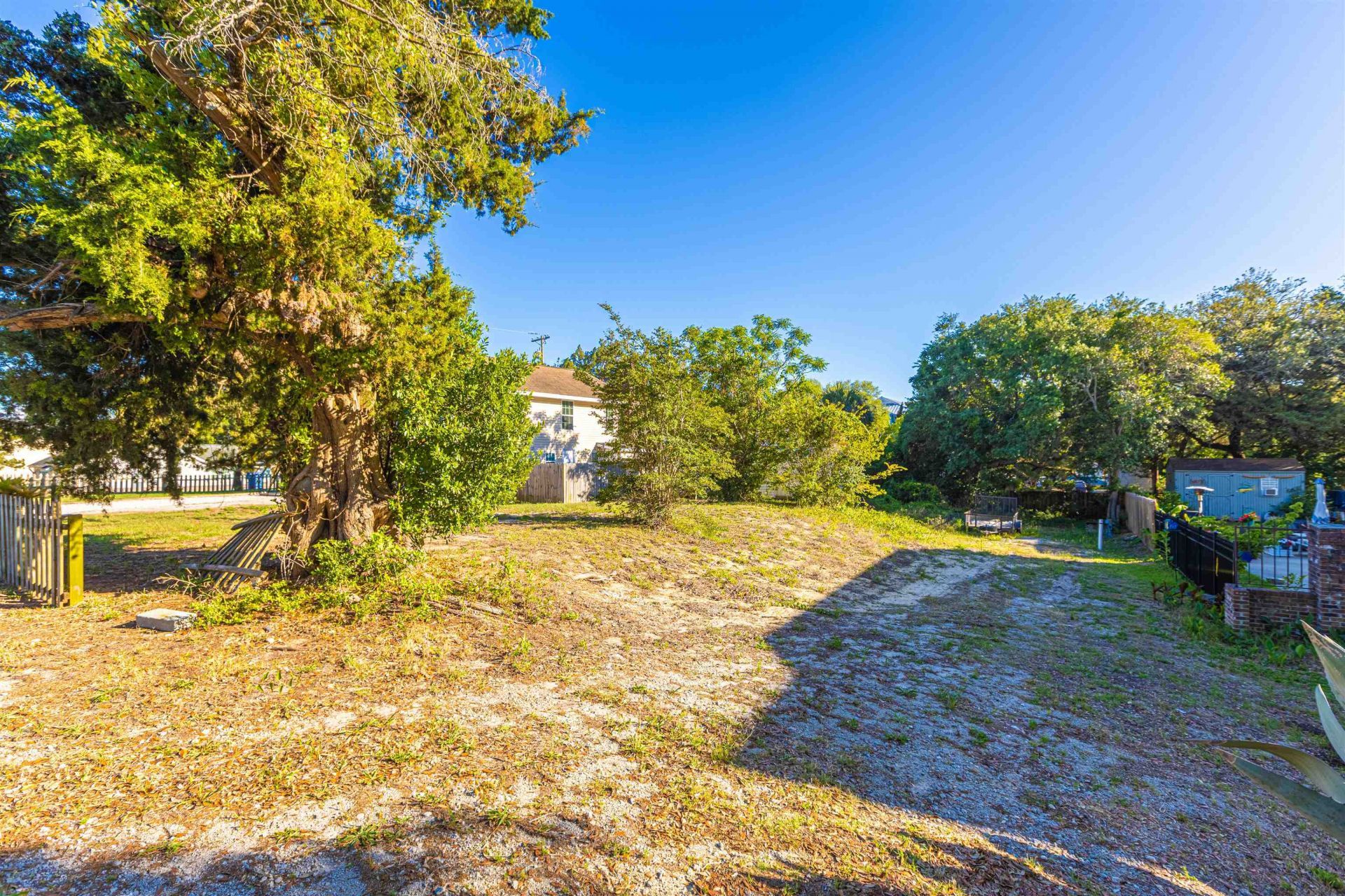 403 4th Ave. N, Myrtle Beach, SC 29577 Main Photo