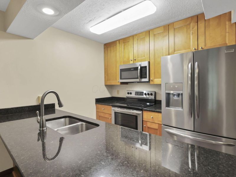 2014 Queensgate Lane, Columbus, OH 43235 Photo 10