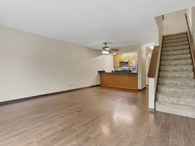 2014 Queensgate Lane, Columbus, OH 43235 Photo 4