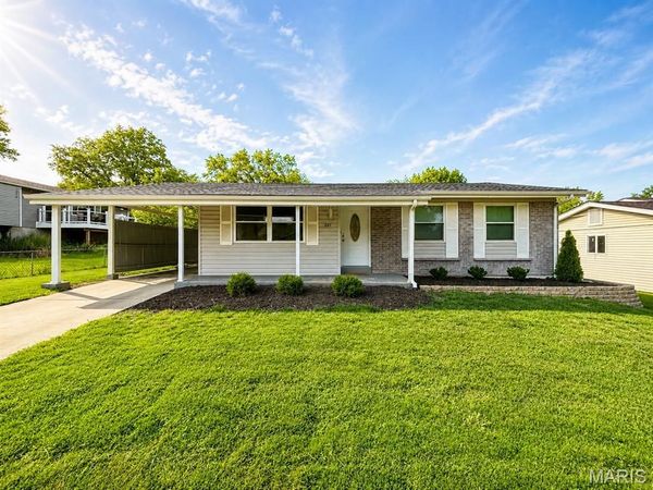 207 Bitterwood Drive , St Louis, MO 63021