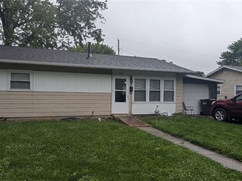 824 Boylan Drive, Xenia, OH 45385 Photo 2