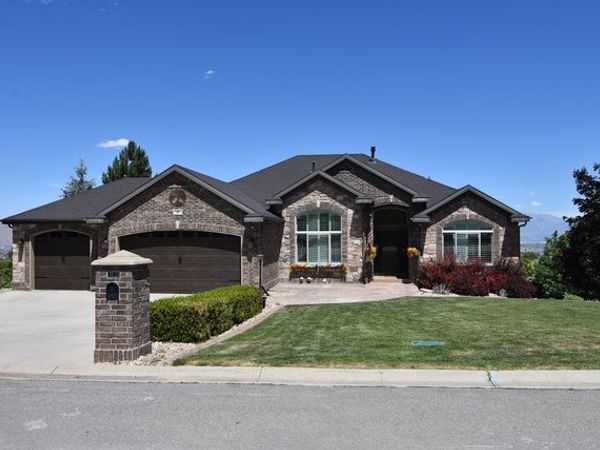 6 W SALEM HILLS DR S, Elk Ridge, UT 84651
