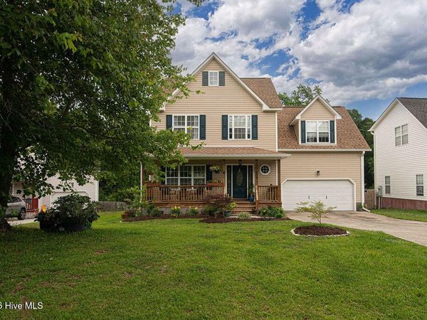 609 Riva Ridge Road, Sneads Ferry, NC 28460
