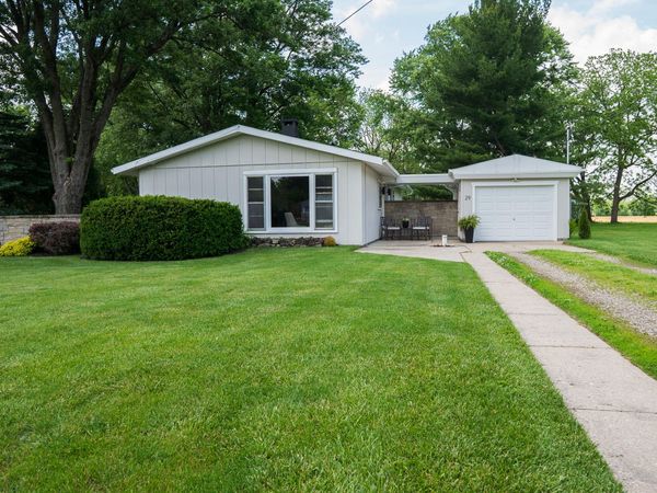 29 Gordon Road, Springfield, OH 45504