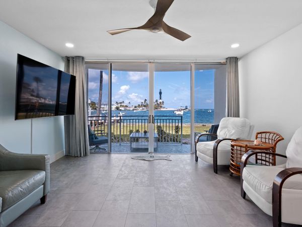 2508 Bay Drive, Unit 105, Pompano Beach, FL 33062
