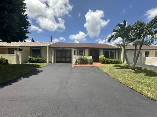 5227 Copperleaf Circle, Delray Beach, FL 33484