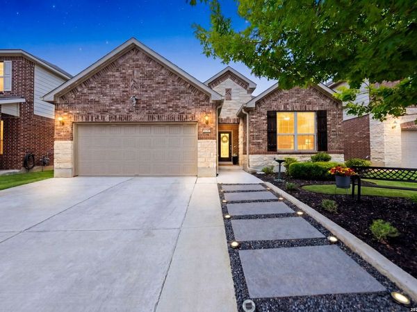 10707 Desert Rock, Helotes, TX 78023