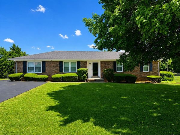 192 Sandalwood Drive, Bowling Green, KY 42101