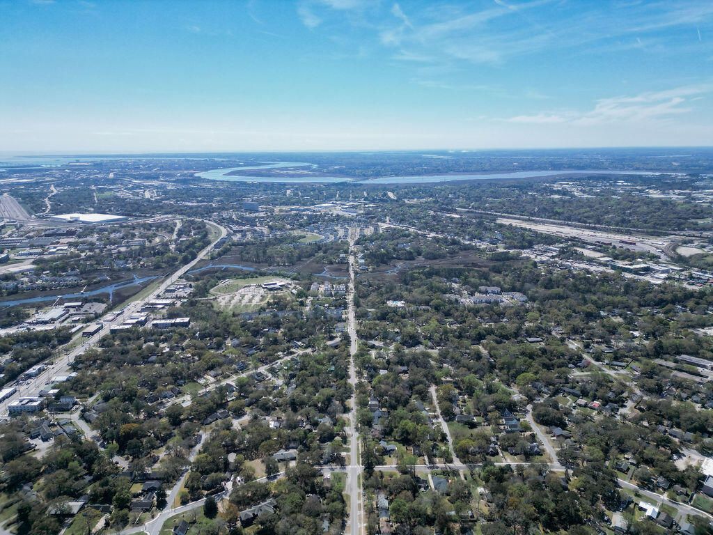 1150 Valdosta Street Photo 10
