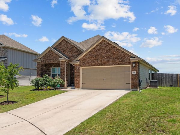 716 Sassafras ST, Hutto, TX 78634