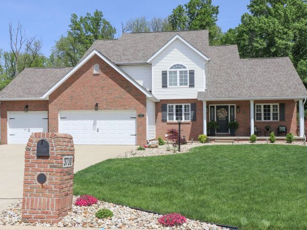 3710 Shangri La Avenue E, Ontario, OH 44903