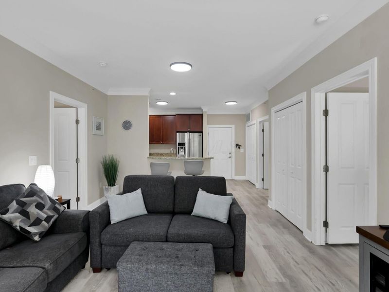 960 Perry Street, Unit 209, Columbus, OH 43215 Photo 5