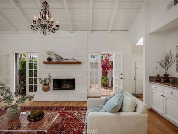 1901 Oak Avenue, Manhattan Beach, CA 90266