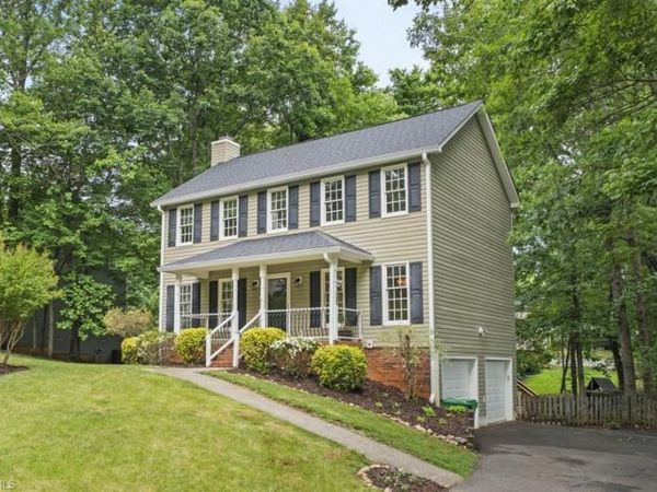 1091 Stamford Club Drive , Rural Hall, NC 27045