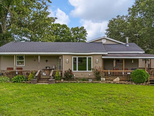 695 County Road 542 , Caulfield, MO 65626