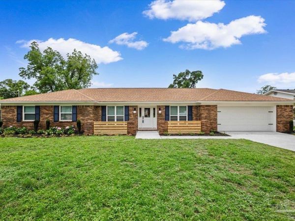 635 Whitney Dr, Pensacola, FL 32503